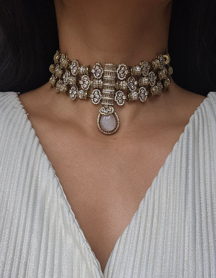 SIMARTH Choker Set
