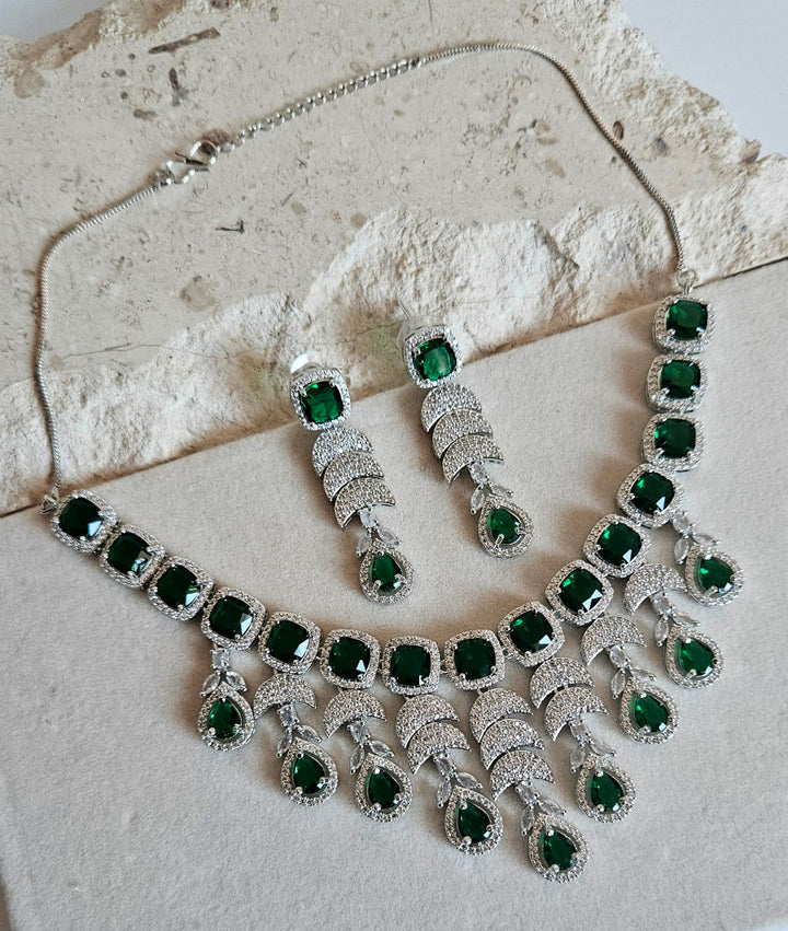 NARLEEN Necklace/Choker Set