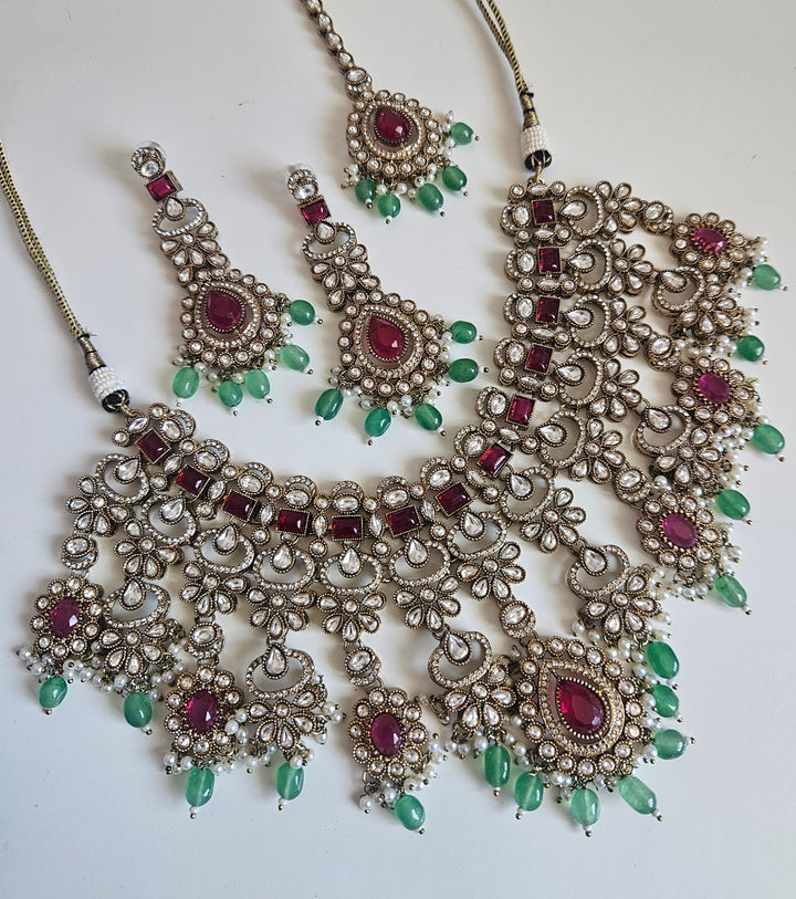 DAYSHEEN Choker/Necklace Set