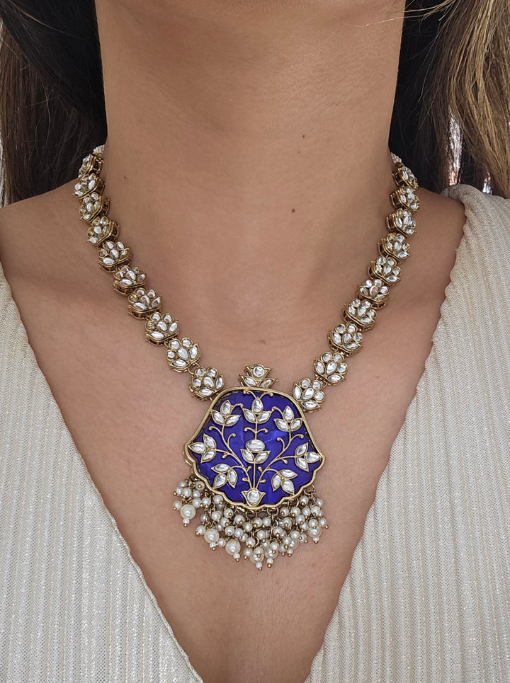 ASHREEN Necklace Set