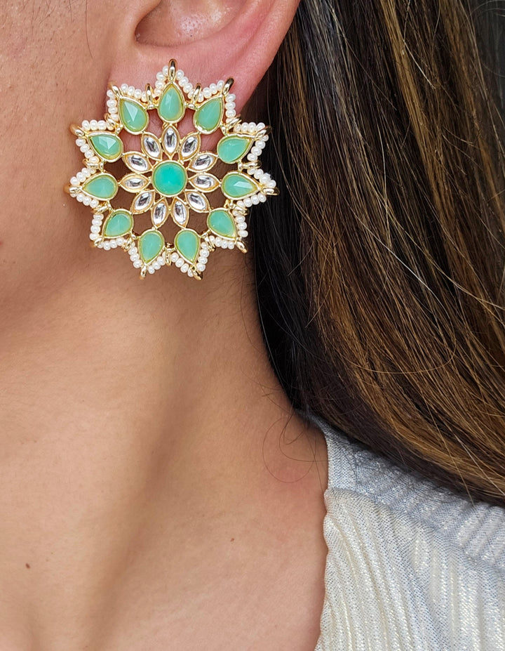Larissa Kundan Studs