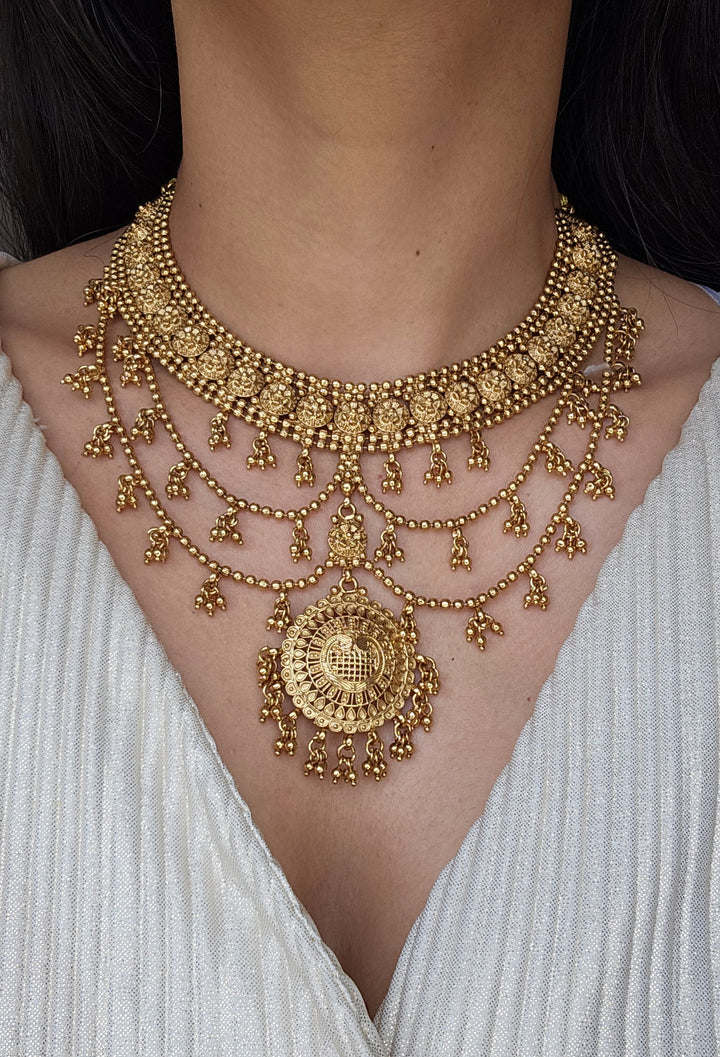 PRAVEEN Necklace Set
