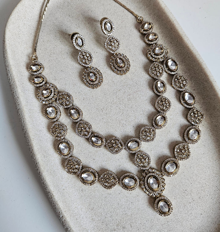 SANDRA Necklace Set