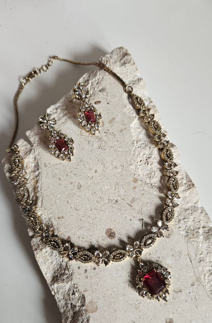 SEHRISH Necklace Set