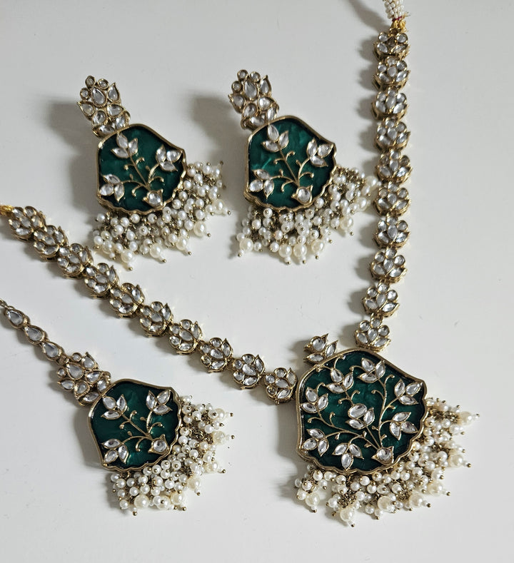 ASHREEN Necklace Set