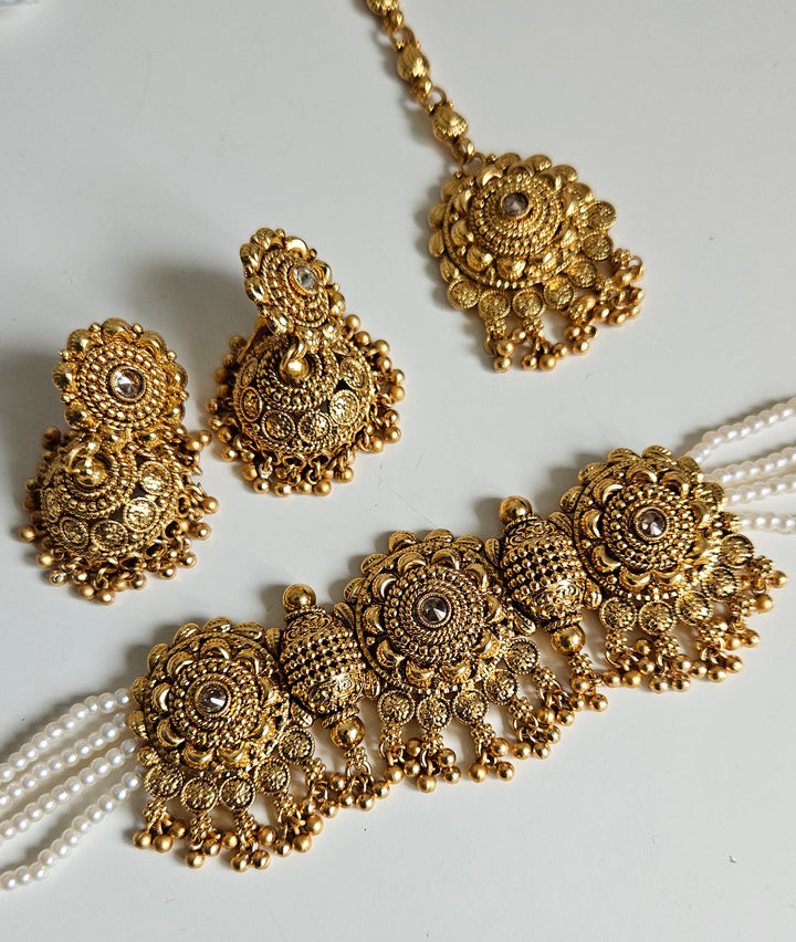 SAVREEN Necklace/Choker Set