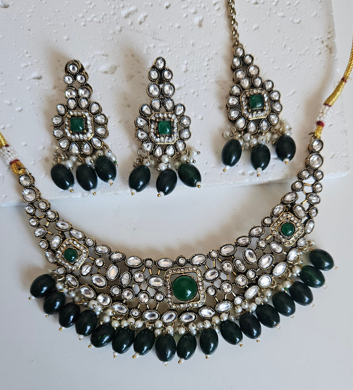 AIOS Necklace Set