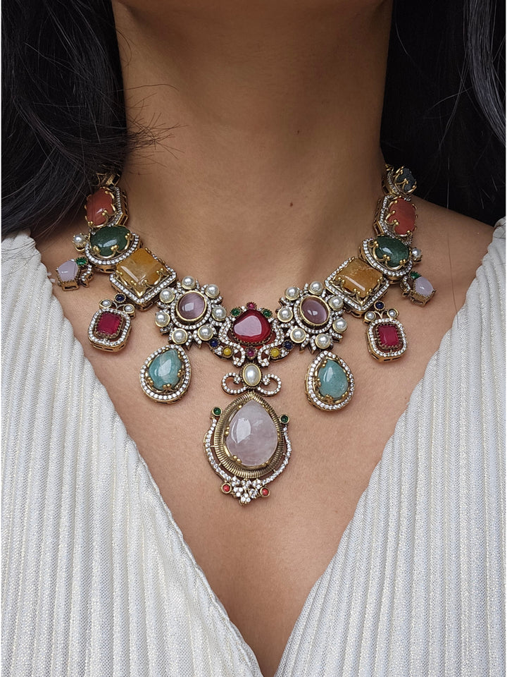 AVNEET Necklace Set- Sabyasachi Inspired Set