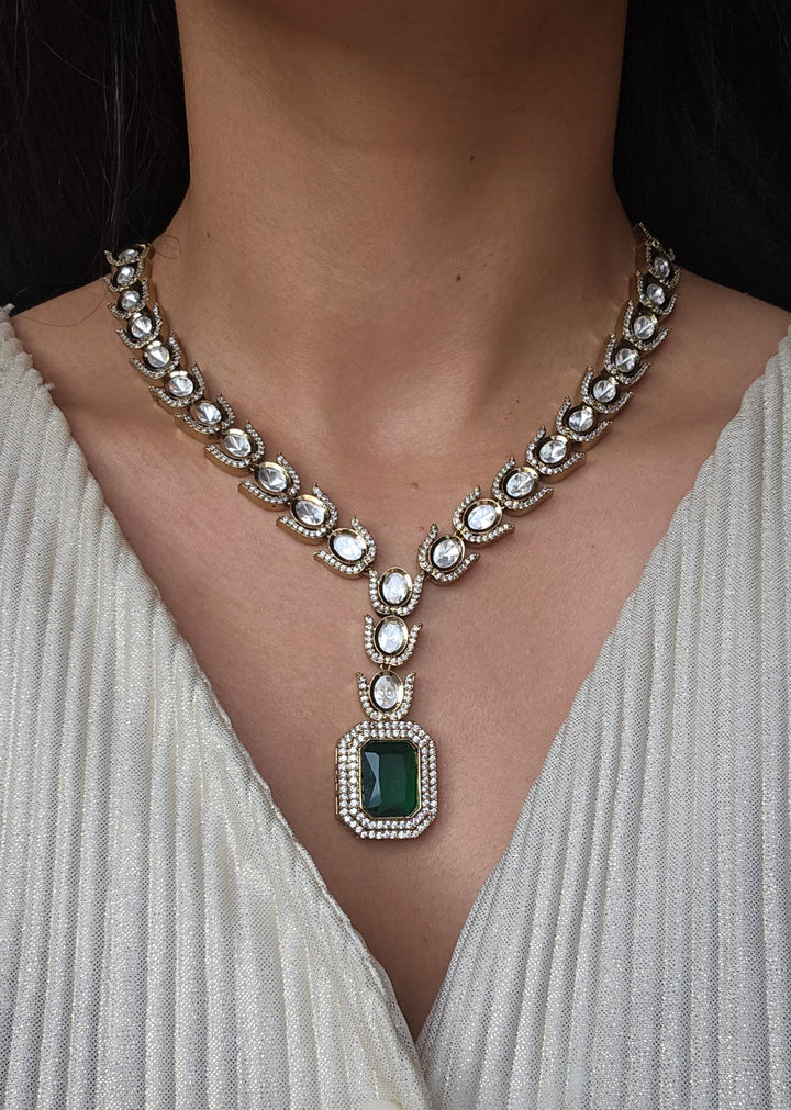 PALVI Necklace Set