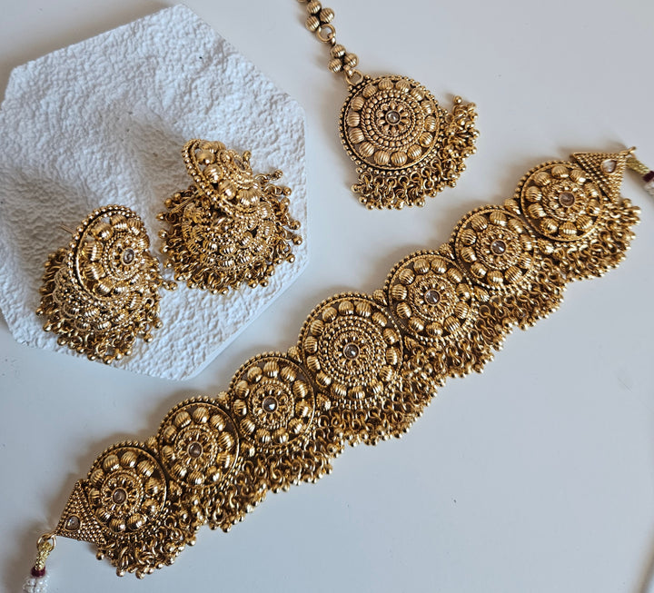 VONITA Choker Set