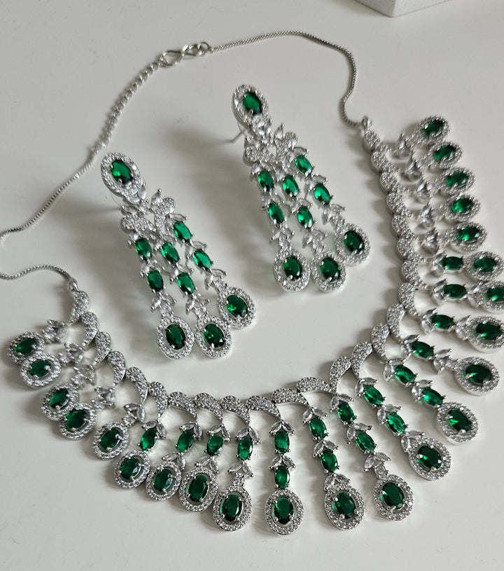RUKMINI Necklace Set