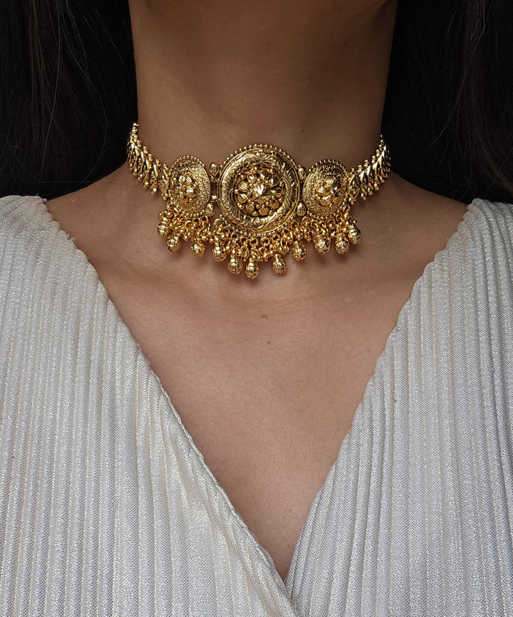 MANDEEP D12 Choker Set